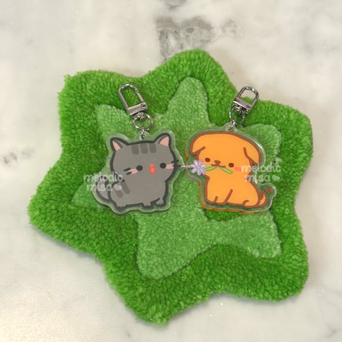 Magnetic Keychains - Black Cat & Golden Retriever